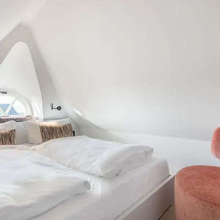 Spuren Im Tatil Evi *